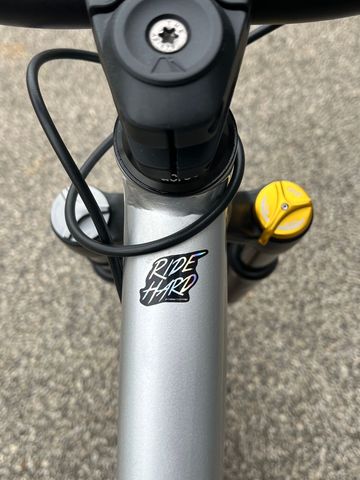 Used Canyon Stitched 360 Pro 2023 2023 Mountainbike, Light Gray, 26 — image 16 of 17