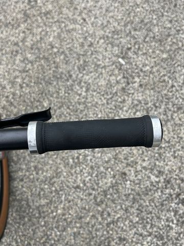 Used Canyon Stitched 360 Pro 2023 2023 Mountainbike, Light Gray, 26 — image 15 of 17