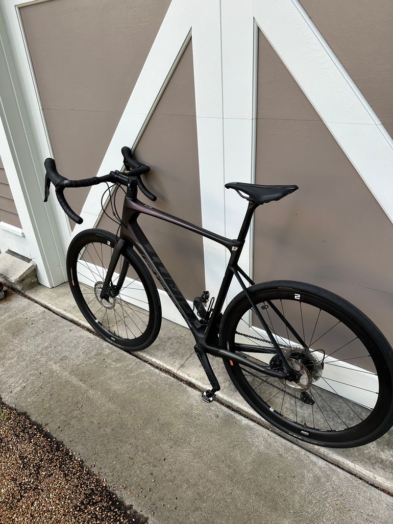Used Giant Defy Shimano Ultegra 2021 Road & Gravel, Black — image 17 of 17