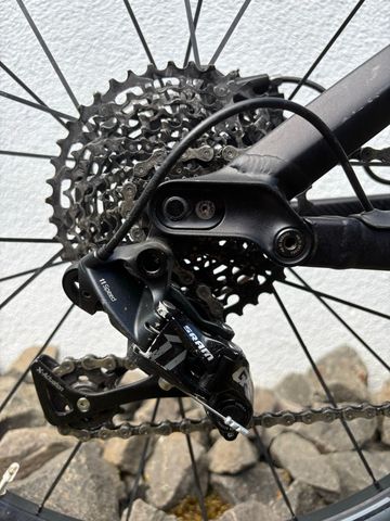 Used Canyon Spectral Other Shimano 2016 Mountainbike, Black — image 15 of 18