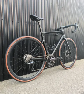 Tweedehands BMC Roadmachine 01 FIVE 2022 2022 Road & Gravel