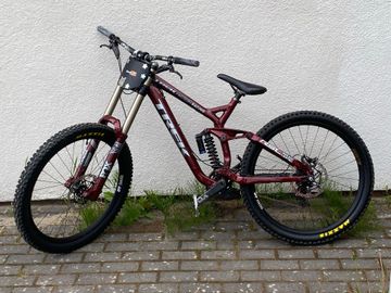 Used Trek Session 88 DH 27.5 2017 2017 MTB