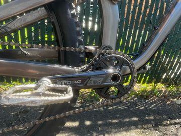 Used Salsa Rustler Deore 2023 2023 Mountainbike, Light Gray, 27.5 — image 9 of 10