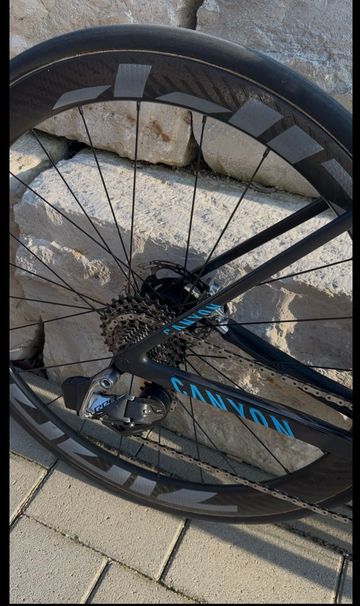 Použité Canyon Ultimate SRAM Red eTap AXS 2022 Road & Gravel — obrázek 5 z 7