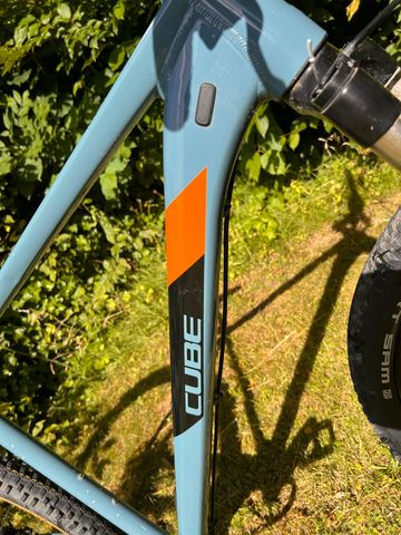 Used CUBE ACID 2020 2020 Mountainbike, Blue, 27.5, 29 — image 3 of 7