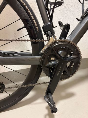 Used Scott Addict 30 2025 2025 Road & Gravel, Light Gray — image 2 of 5