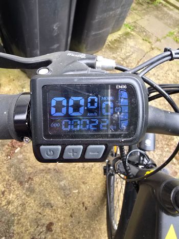 Jeep Custom Shimano Tourney 2024 Urban usato, Nero — immagine 3 di 6