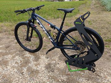Used Trek Procaliber 9.6 2022 2022 Mountainbike, Blue, 29 — image 7 of 7
