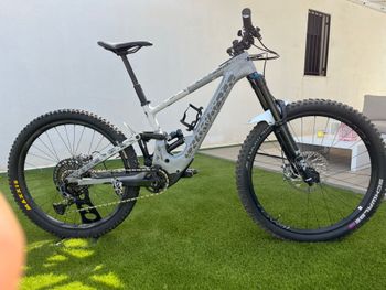 Specialized Turbo Kenevo SL Expert 2022 2022 MTB usato