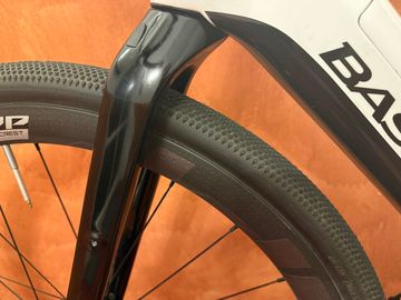 Used Basso SRAM Red 2025 Road & Gravel, White — image 9 of 22
