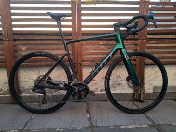 Käytetty Scott Addict 20 2023 2023 Road & Gravel
