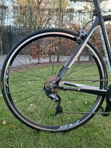 Używany Eddy Merckx Emx3 Carbon 2017 2017 Road & Gravel — zdjęcie 8 z 20