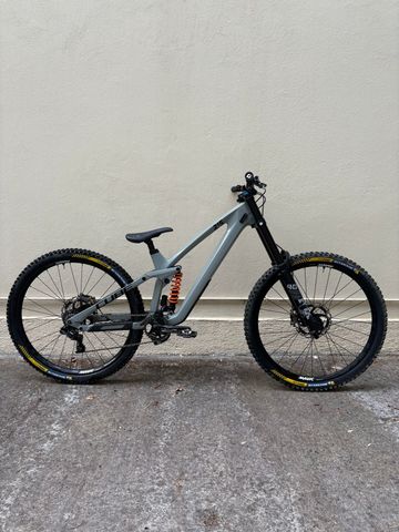 CUBE TWO15 HPC SLX 29 2024 2024 Mountainbike usato, Grigio chiaro — immagine 1 di 4