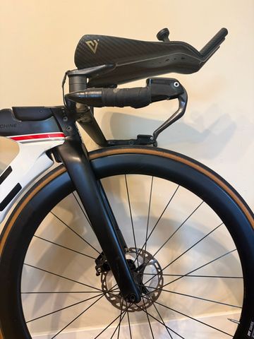 Used BMC Timemachine 01 Custom SRAM Force eTap AXS 2025 Road & Gravel, White — image 3 of 13