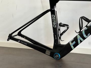Used Factor Ostro Frameset 2025 2025 Road & Gravel, Black — image 3 of 12
