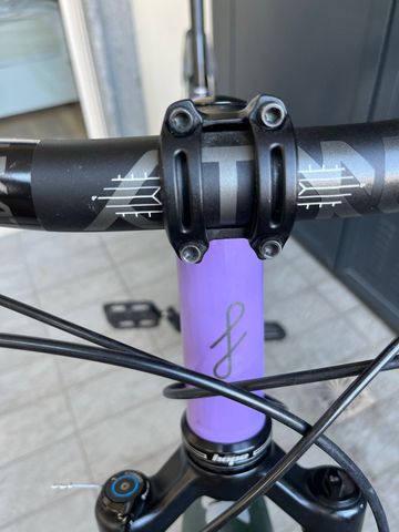Used Fairlight Cycles Holt Shimano Deore XT 2024 Mountainbike, Purple — image 7 of 21