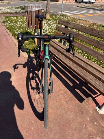 Used Scott Addict 30 2021 2021 Road & Gravel, Green — image 5 of 5