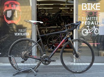 Specialized Diverge Shimano 105 2022 Corsa & gravel usato