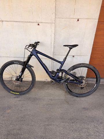 Used Specialized Enduro SRAM GX Eagle 2023 Mountainbike, Blue, 29 — image 2 of 8