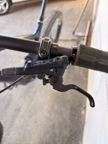 Used Specialized Enduro SRAM GX Eagle 2023 Mountainbike, Blue, 29 — image 6 of 8