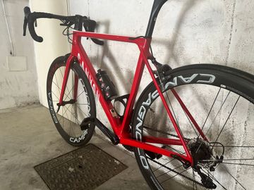 Używany Canyon Ultimate CF SL 8.0 2020 2020 Road & Gravel — zdjęcie 2 z 9
