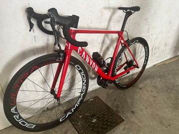 Używany Canyon Ultimate CF SL 8.0 2020 2020 Road & Gravel — zdjęcie 3 z 9