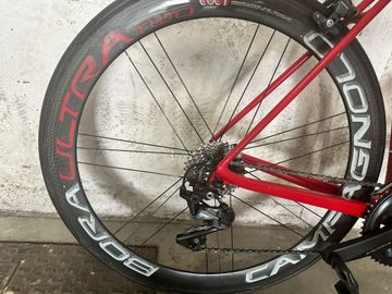 Używany Canyon Ultimate CF SL 8.0 2020 2020 Road & Gravel — zdjęcie 8 z 9