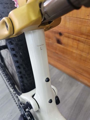 Gebrauchtes Orbea Oiz M10 2027 2027 Mountainbike, Weiß, 29 — Bild 4 von 9
