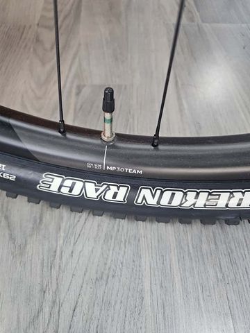 Gebrauchtes Orbea Oiz M10 2027 2027 Mountainbike, Weiß, 29 — Bild 7 von 9