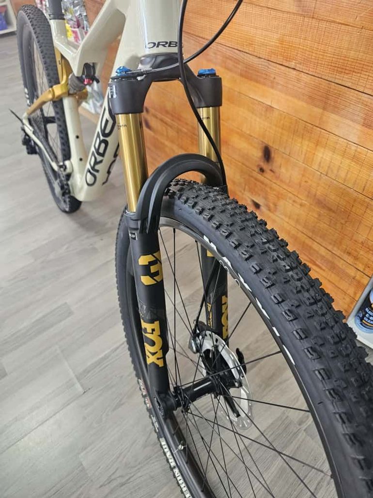 Brugt Orbea Oiz M10 2027 2027 Mountainbike — billede 8 af 9