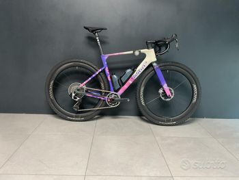 Käytetty Wilier Rave SRL ID2 V14 The Grip Elite Gravel Team 2026 Road & Gravel