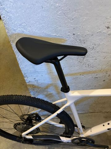 Used Canyon Grizl 7 2025 2025 Road & Gravel, White — image 3 of 11