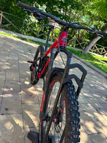 Used Rocky Mountain Slayer 750 MSL 2017 2017 Mountainbike, Red — image 5 of 12