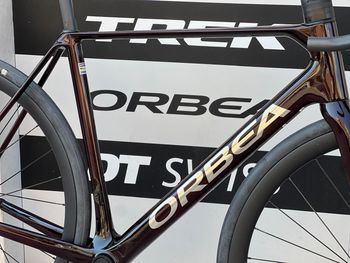 Orbea ORCA OMR 2025 Frameset 2025 Road & Gravel usato, Nero — immagine 2 di 13