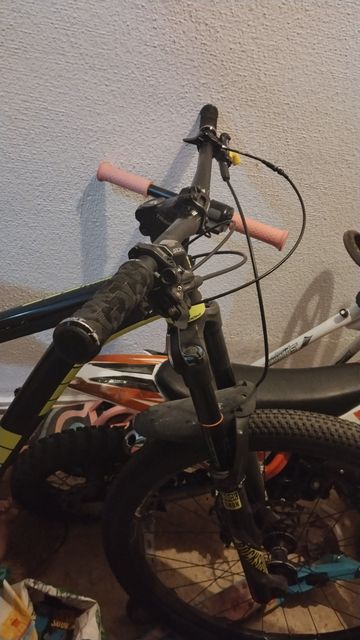 Used Giant Trance Shimano XTR 2018 Mountainbike, Black — image 3 of 3