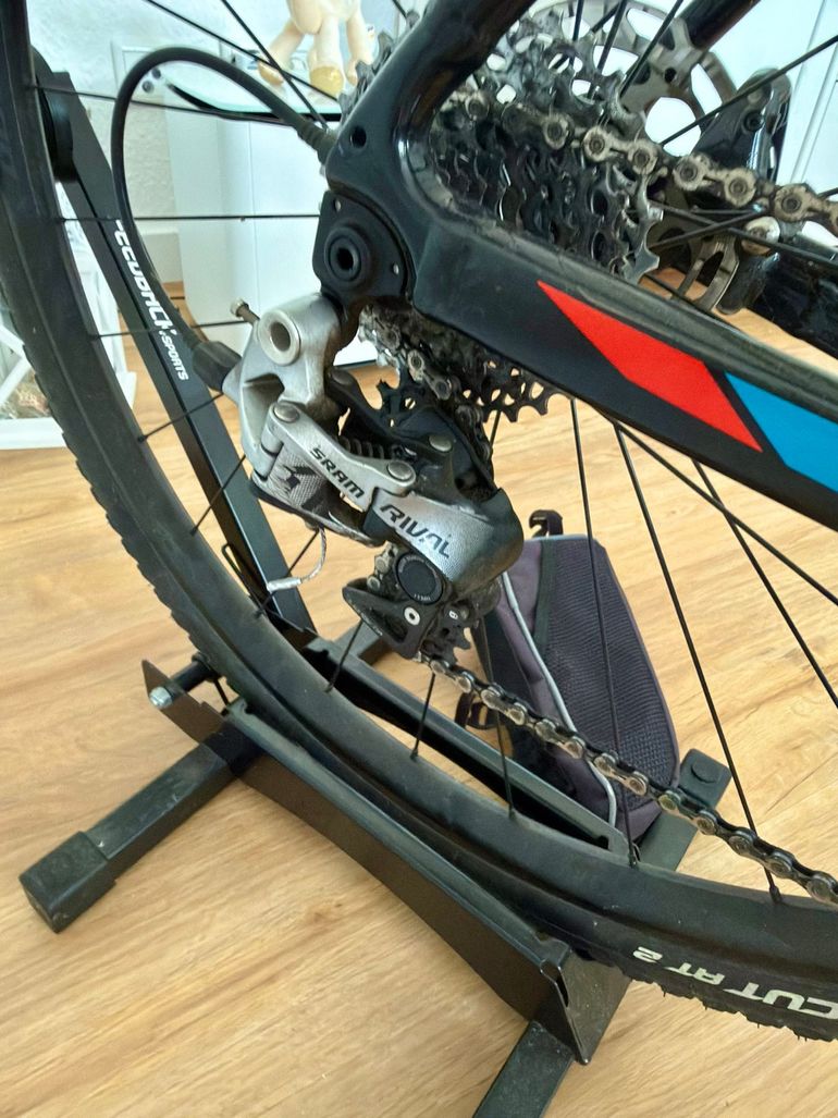 Tweedehands Giant Tcx SRAM Rival 2017 Road & Gravel — afbeelding 7 van 10