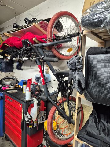Used B Twin 500 2015 Youth, Black — image 7 of 7