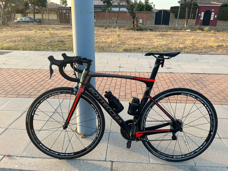 Tweedehands Bottecchia T1 Shimano Ultegra Di2 2017 Road & Gravel