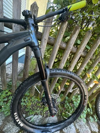 Brugt Giant Stance 2 2023 Mountainbike — billede 3 af 3