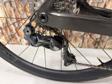 Tweedehands Scott Addict RC 40 2022 2022 Road & Gravel — afbeelding 5 van 12