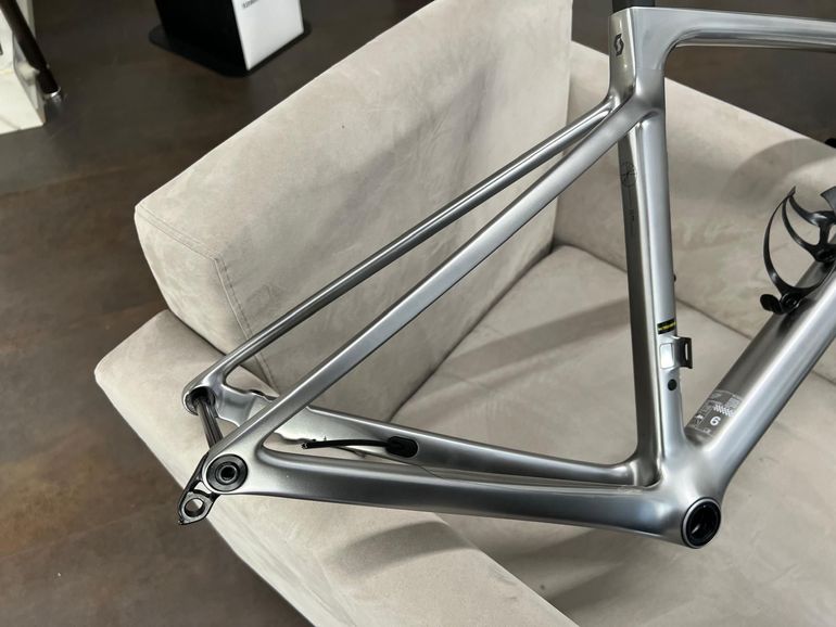 Brugt Scott Addict RC Ultimate HMX SL frame set 2026 Frameset 2026 Road & Gravel — billede 4 af 9