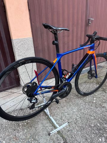 Used Giant tcr Custom Shimano Ultegra 2020 Road & Gravel, Blue — image 3 of 6