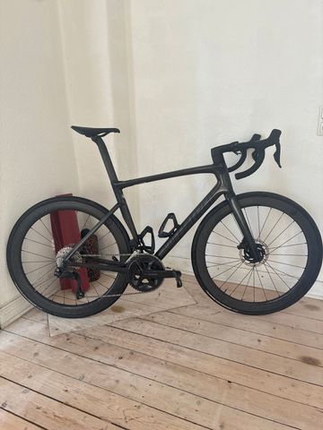 Použité Specialized Tarmac SL7 Comp - Shimano 105 Di2 2024 2024 Road & Gravel