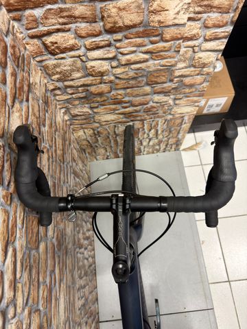 Specialized Diverge Comp Carbon 2020 2020 Road & Gravel usato, Verde — immagine 9 di 11