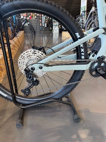 Použité Lapierre Zesty CF 6.9 2025 2025 Mountainbike — obrázek 2 z 3