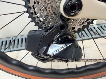 Enve Custom SRAM Red eTap AXS 2024 Road & Gravel d'occasion — image 4 sur 9