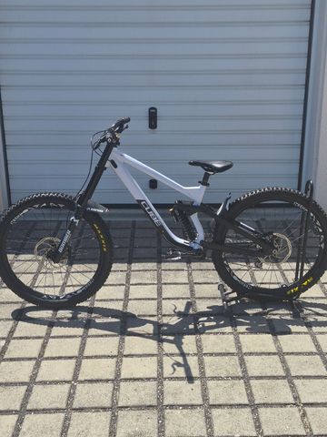 Used CUBE Two15 SRAM GX 2022 Mountainbike, White — image 2 of 14