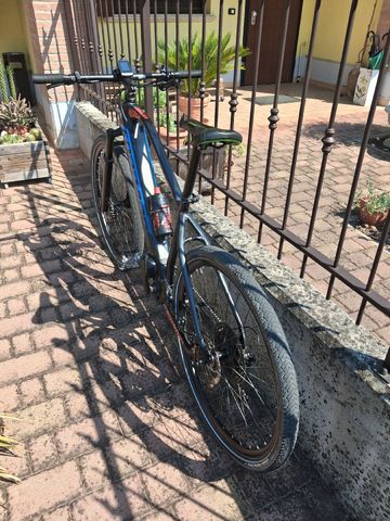 Tweedehands Torpado Custom 2023 Mountainbike — afbeelding 2 van 4