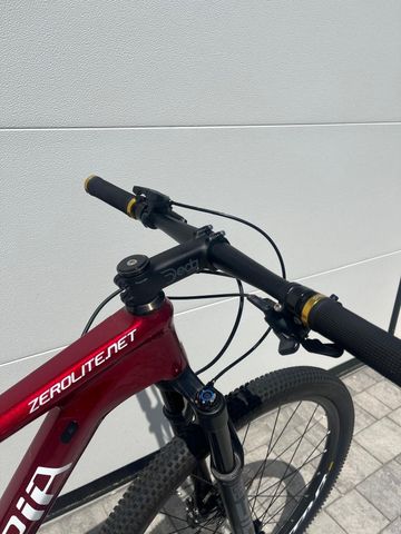 Used Olimpia Iron Pro 2022 Mountainbike, Red, 27.5 (650B) — image 3 of 6