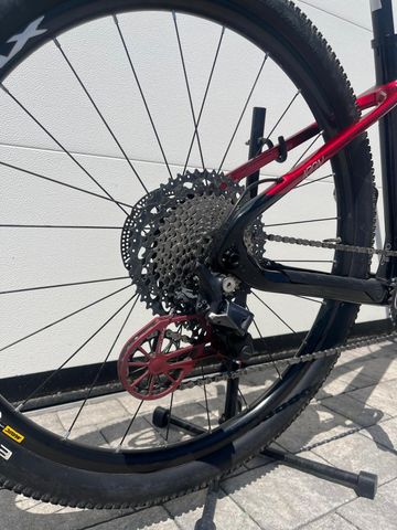 Used Olimpia Iron Pro 2022 Mountainbike, Red, 27.5 (650B) — image 2 of 6